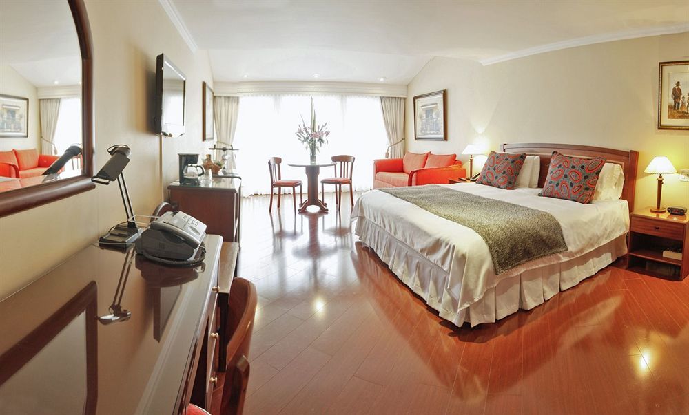 Casona Real Hotel Bogota Bagian luar foto